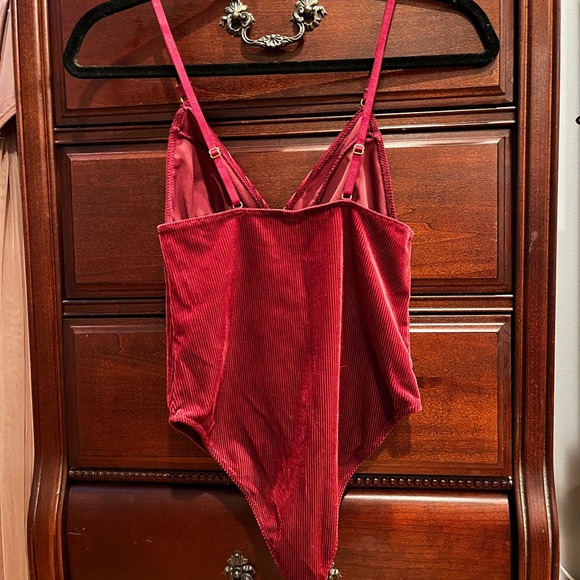 velvet burnout bodysuit - Picture 2 of 2